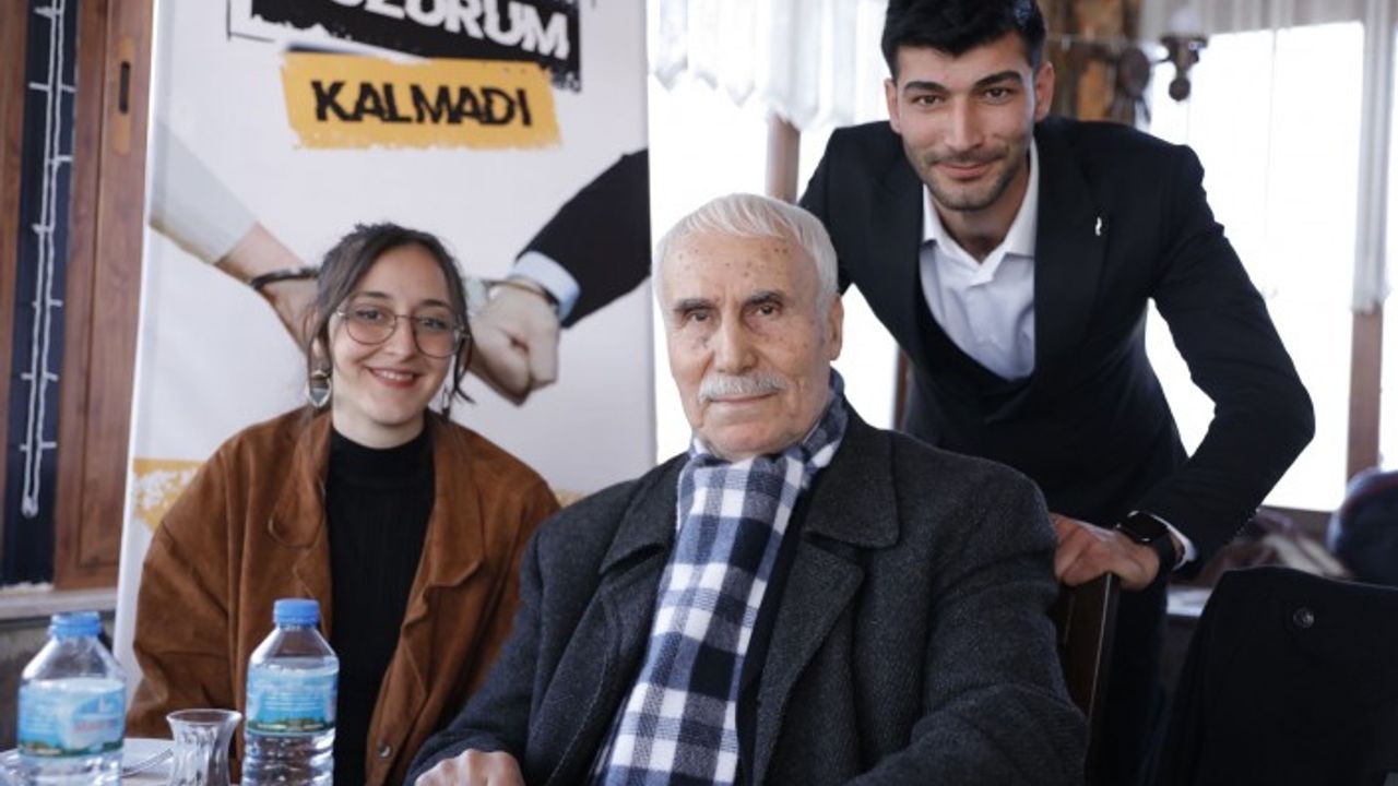 ÖDEMİŞLİ YAPIMCI MEHMET ALAÇI İZMİR’İ FİLM PLATOSUNA ÇEVİRMEK İÇİN KOLLARI SIVADI