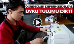 ÖDEMİŞ’TE ÖĞRENCİLER DEPREMZEDELER İÇİN UYKU TULUMU DİKTİ