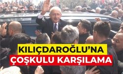 Cumhurbaşkanı Adayı Kılıçdaroğlu havalimanında karşılandı