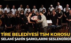 Tire Belediyesi TSM Korosu Selami Şahin Şarkılarını Seslendirdi