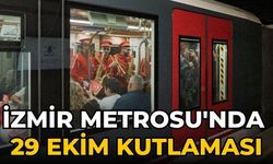 İzmir Metrosu'nda 29 Ekim kutlaması