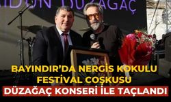 BAYINDIR’DA NERGİS KOKULU FESTİVAL COŞKUSU DÜZAĞAÇ KONSERİ İLE TAÇLANDI