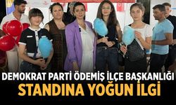 Demokrat Parti Ödemiş İlçe Başkanlığı standına yoğun ilgi