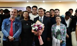 Başkan Okuroğlu, üniversite öğrencileriyle buluştu