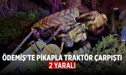 Ödemiş’te Pikapla traktör çarpıştı 2 yaralı