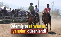 Ödemiş'te rahvan at yarışları düzenlendi