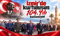 İzmir'de kurtuluşun 104. Yılı kutlanıyor