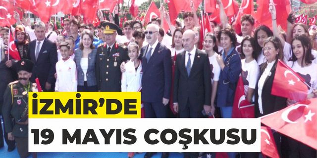 İzmirliler 19 Mayıs coşkusuna ortak oldu.
