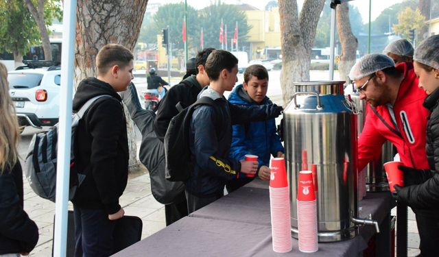 Ödemiş Belediyesi’nden Soğuk Sabahlar İçin Sıcak Dokunuş