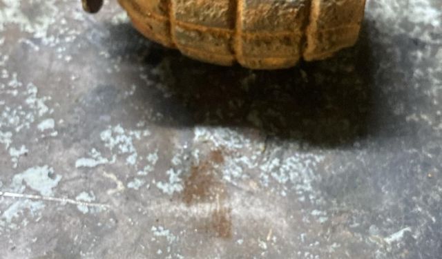 Tire'de el bombası bulundu