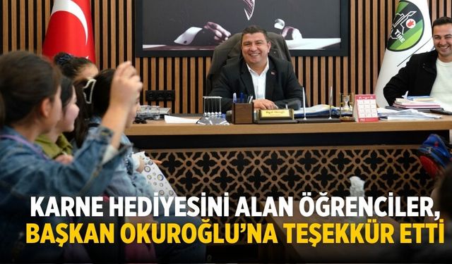 Karne hediyesini alan öğrenciler, Başkan Okuroğlu’na teşekkür etti