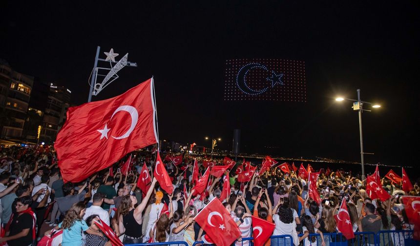 İzmir’de 30 Ağustos coşkuyla kutlanacak