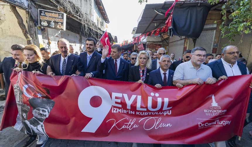 İzmir'de 103 yıllık gurur