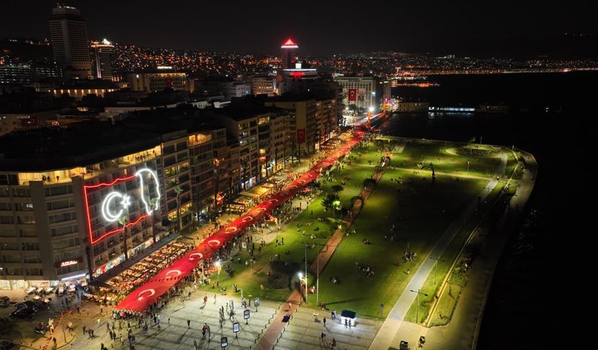 Şehitlere saygı için sessiz fener alayı