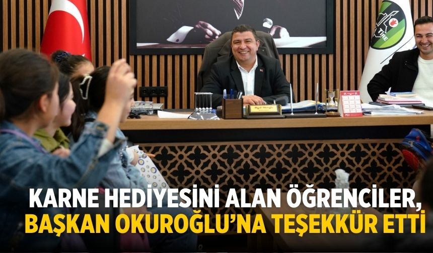 Karne hediyesini alan öğrenciler, Başkan Okuroğlu’na teşekkür etti