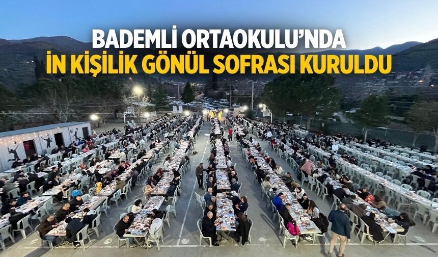 Bademli Ortaokulu bin kişilik Gönül Sofrası Kuruldu